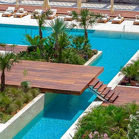 The Nines Hotel